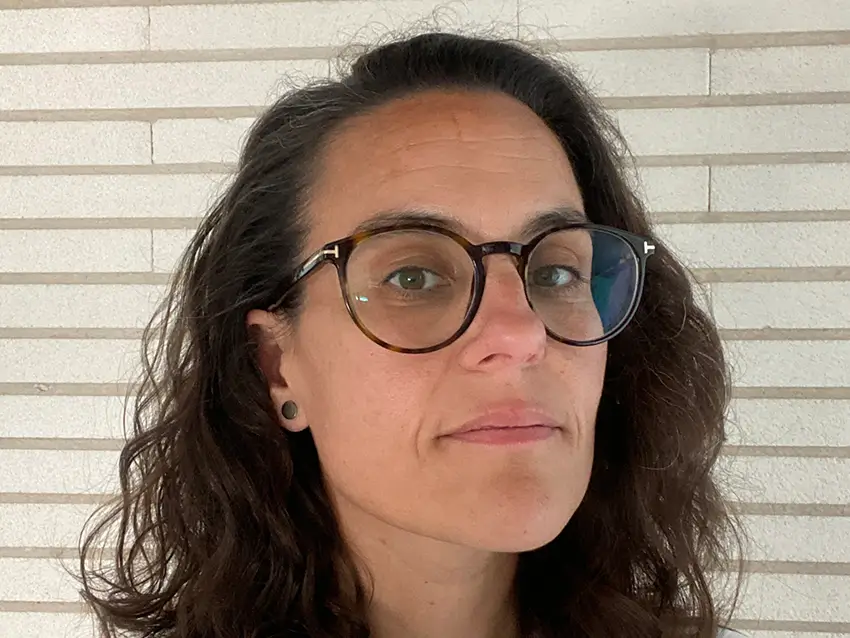 Estitxu Julián social media & digital marketing